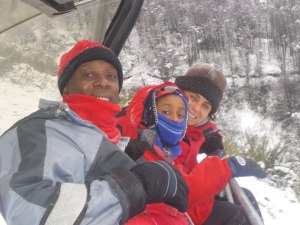 Eu, meu filho Chico e minha mulher, Marília. Férias de 2008. Sete meses depois, sairia o diagnóstico gelado sobre o grau de entupimento de minhas artérias: totalmente demais